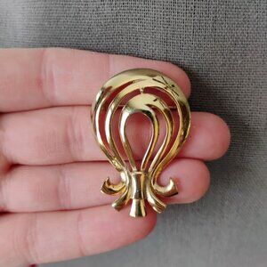 Unique brooch